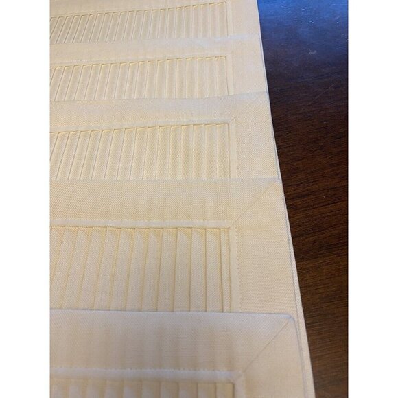 Ivory Beige White folded Ribbed Look Placements Set of 6 Spring - Picture 4 of 7